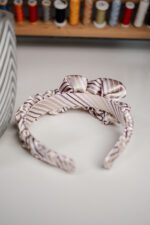 Opaska jedwabna połyskujące szarości - upcykling - obrazek 3