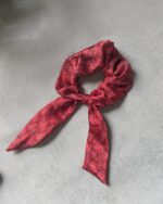 Jedwabna gumka do włosów scrunchie