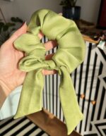 Jedwabna gumka do włosów scrunchie - obrazek 2