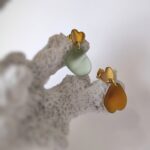 Kolczyki zw szkła morskiego, asymetryczne. - obrazek 2