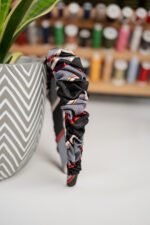 Opaska jedwabna czarno-szara z upcyklingu - obrazek 3