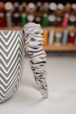 Opaska jedwabna srebrzysta - upcykling - obrazek 2