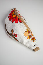 Nerka dziecięca vintage’owy obrusik - saszetka z upcyklingu